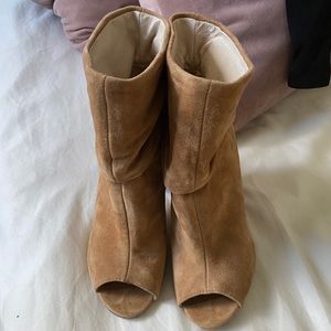 Cognac open toe booties